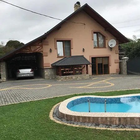 Chalet Vacation Yabluniv